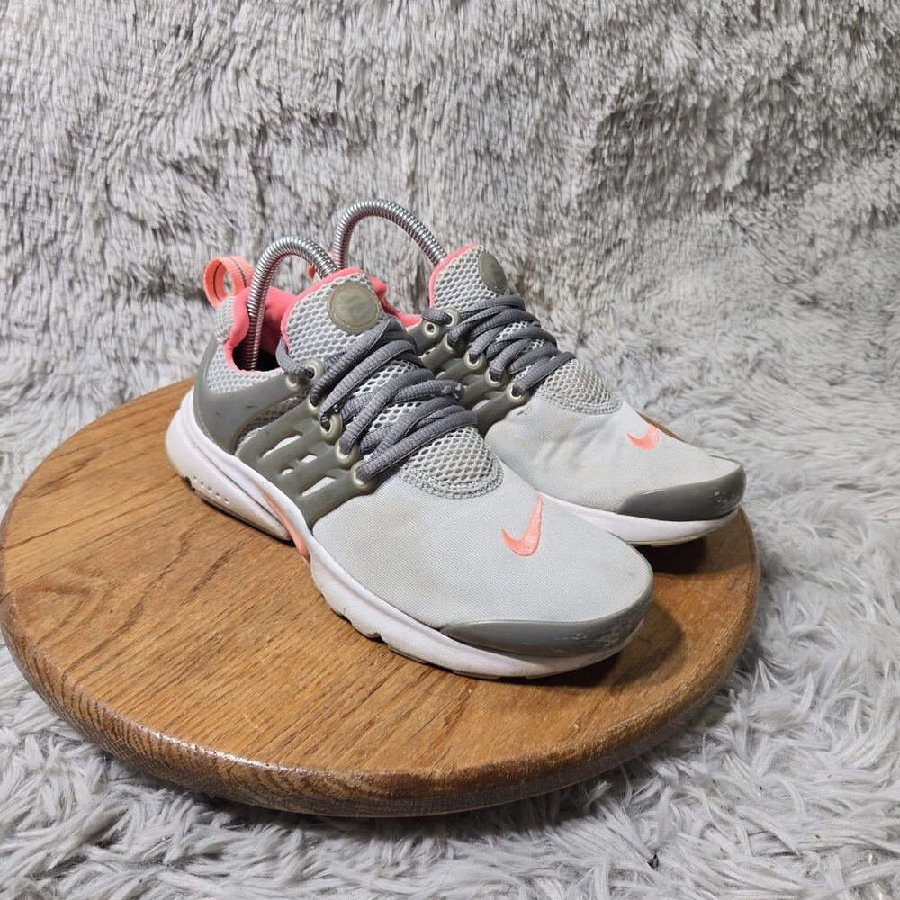 Ice Gray Nike Presto GS Running Shoes Size 6Y/7.5 Women Coral Pink Sneaker Retro
